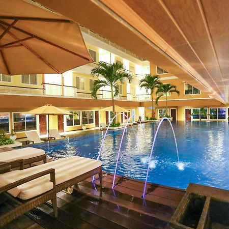 Sylvia Hotel Premier Kupang Kupang (East Nusa Tenggara) Exterior foto
